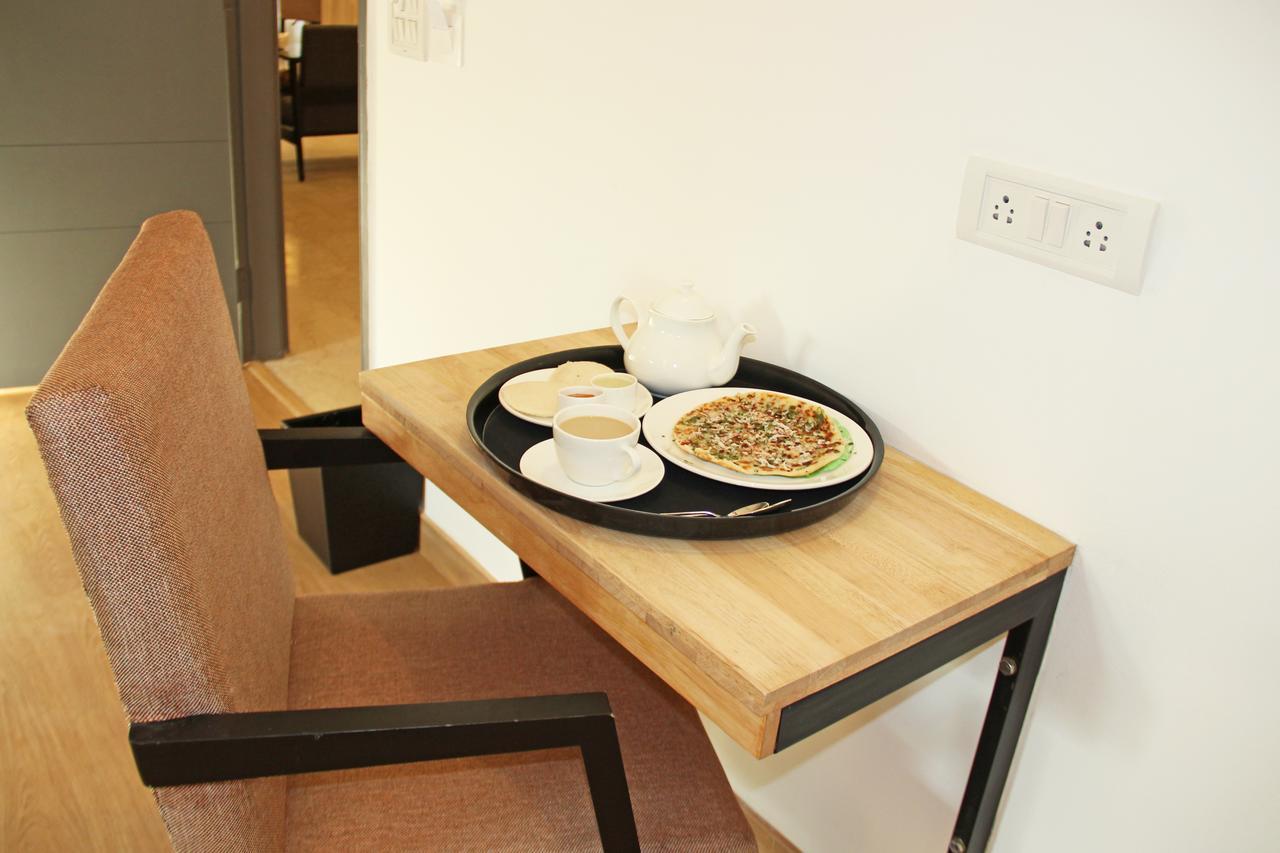 מלון לונבלה Oyo 13150 Mangal Residency מראה חיצוני תמונה